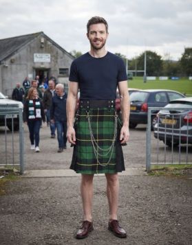 Men's Black and Wallace Hunting Tartan Hybrid Kilt with Chain Drape